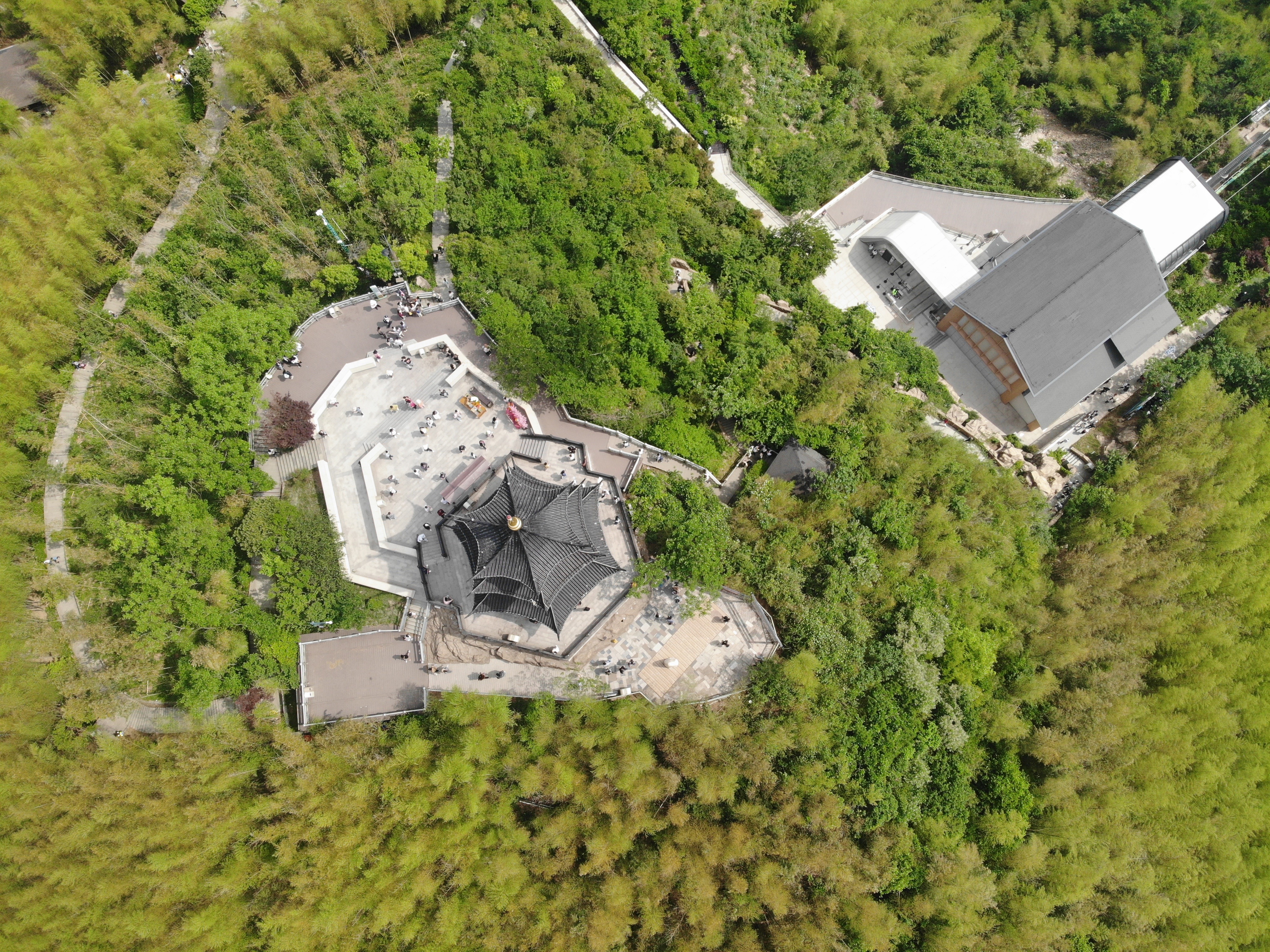 山顶俯瞰 无人机拍摄